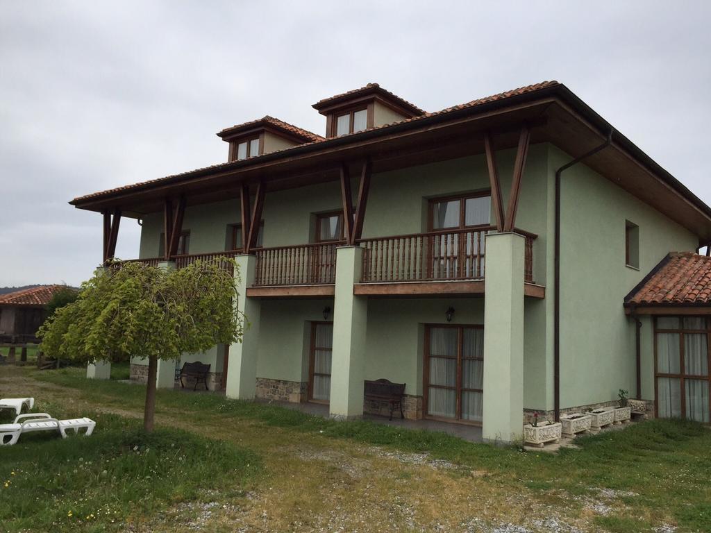 Apartamentos Palacio Bueno Colunga Zewnętrze zdjęcie